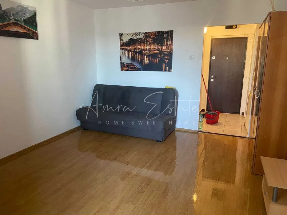Garsoniera Manastur zona strazii Parang