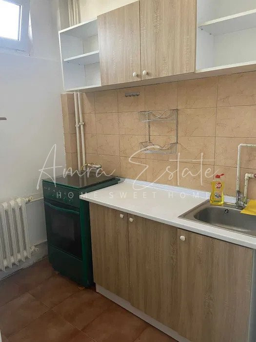 Garsoniera Manastur zona strazii Parang