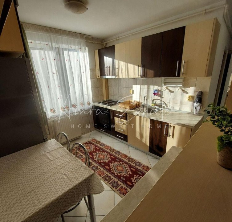 Apartament cu 3 camere Europa zona Eugen Ionesco