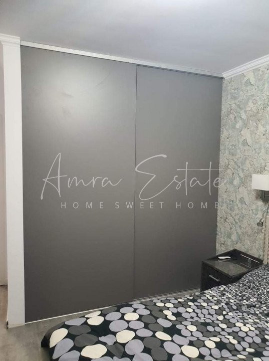 Apartament ultrafinisat 3 camere + terasa 60 mp