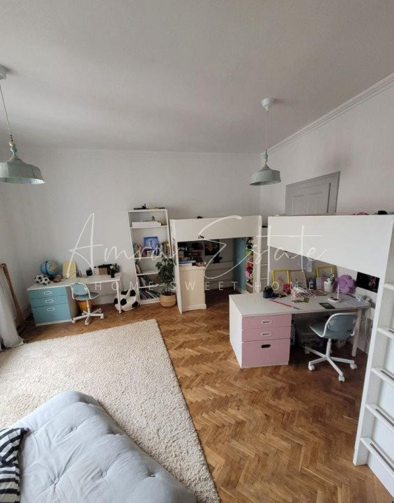 Apartament cu 3 camere pe str.Horea