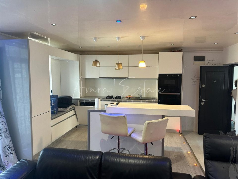 Apartament 3 camere 70 mp Floresti zona Tineretului