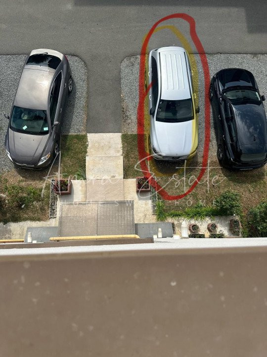 Apartament 3 camere 70 mp Floresti zona Tineretului