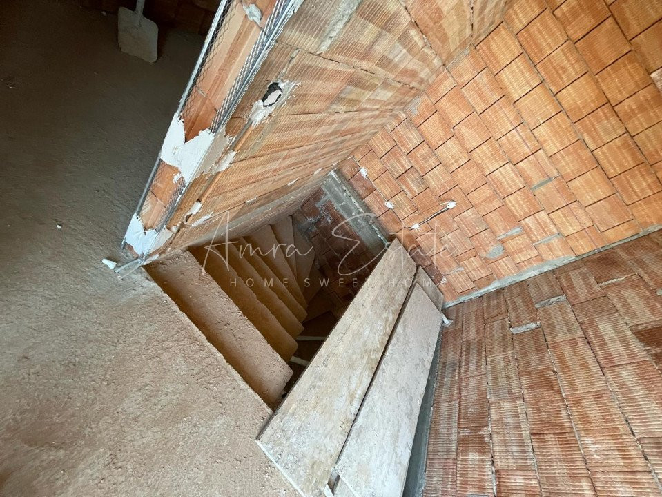 Duplex 5 camere zona Faget 