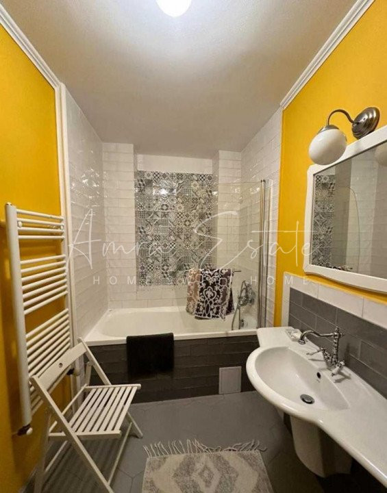 Apartament cu 3 camere zona semicentrala
